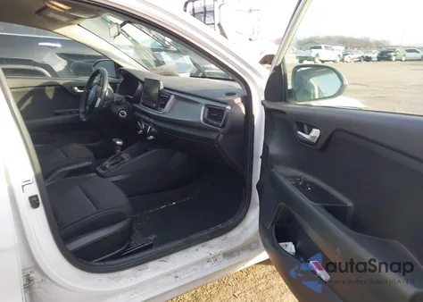 2023 Kia Rio Lx/S z USA, uszkodzony, nr VIN 3KPA24AD7PE554192